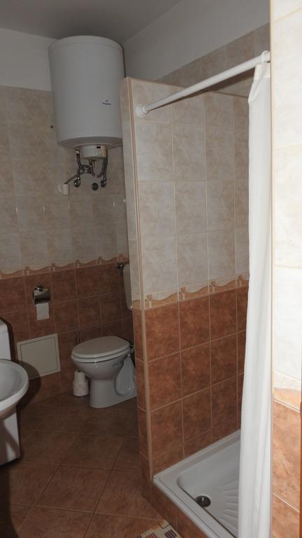All-Inn Eger Esterno foto