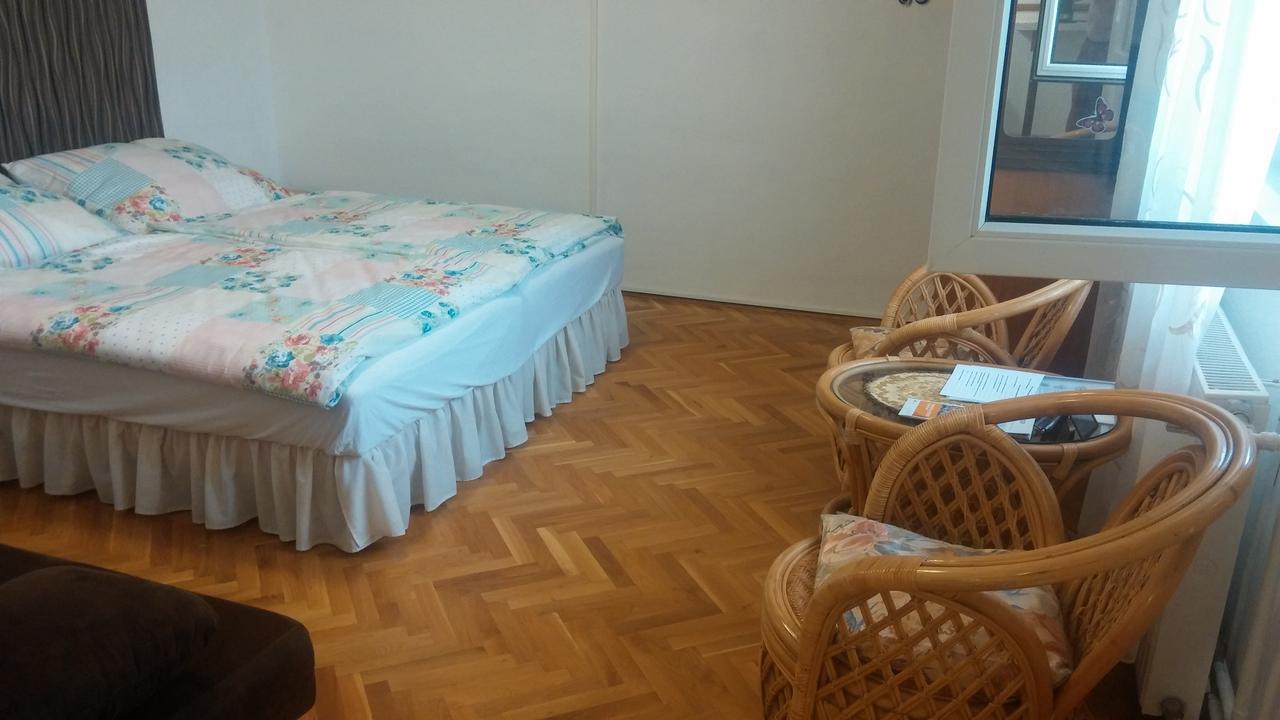 All-Inn Eger Esterno foto